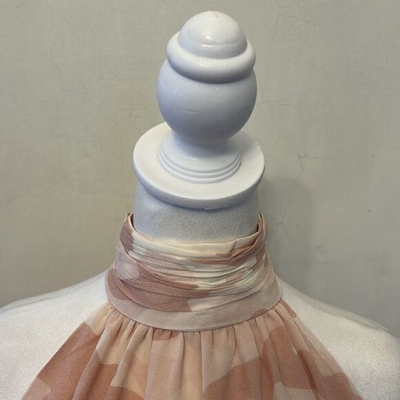 Joie Pink and Cream Patterned Silk halter top Size XS EUC - Picture 3 of 9